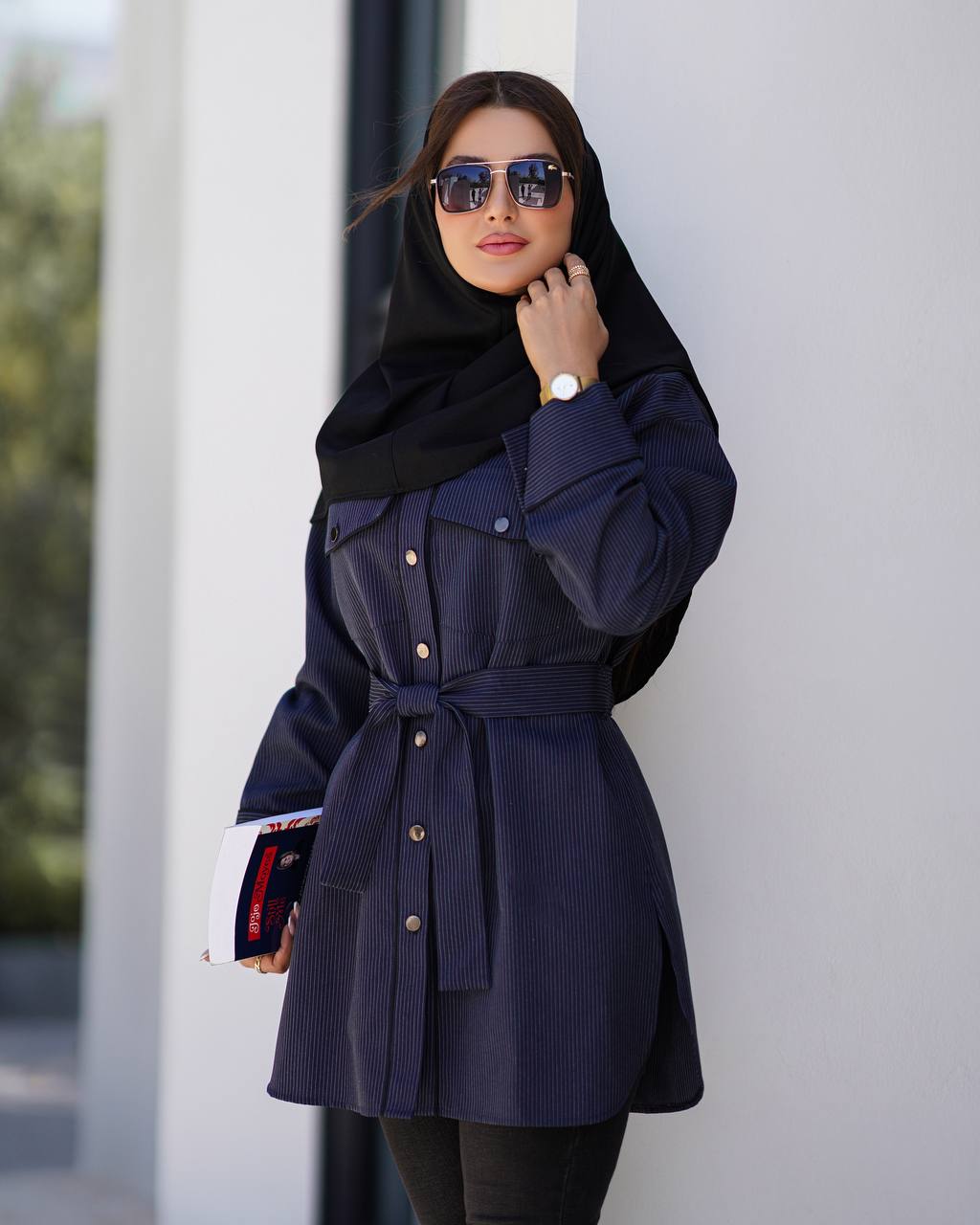 مانتو دانشجویی دیپلمات کوتاه مغزی دوزی زنانه کد 110