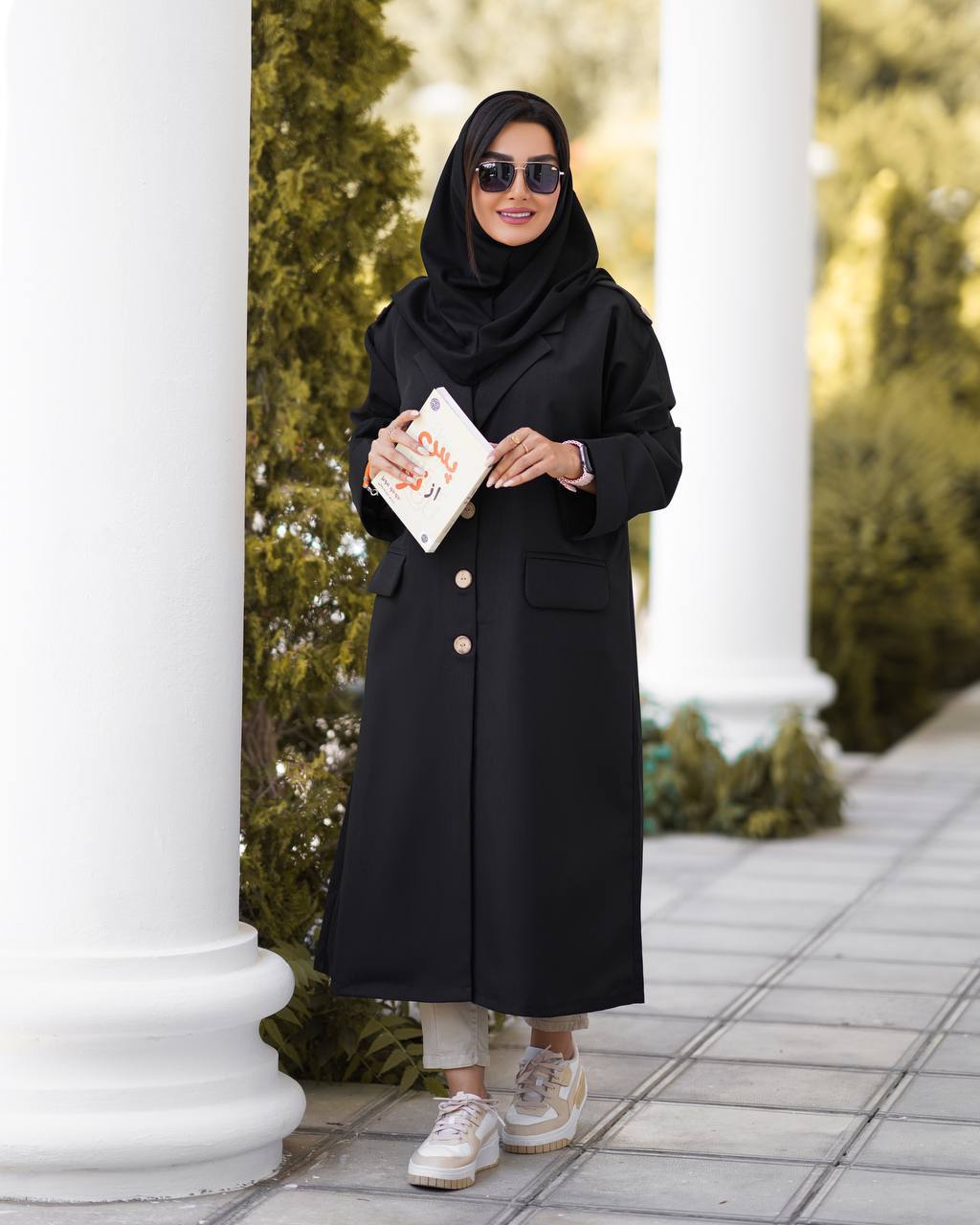 مانتو دانشجویی اداری بلند دکمه چوبی یقه انگلیسی زنانه کد 112