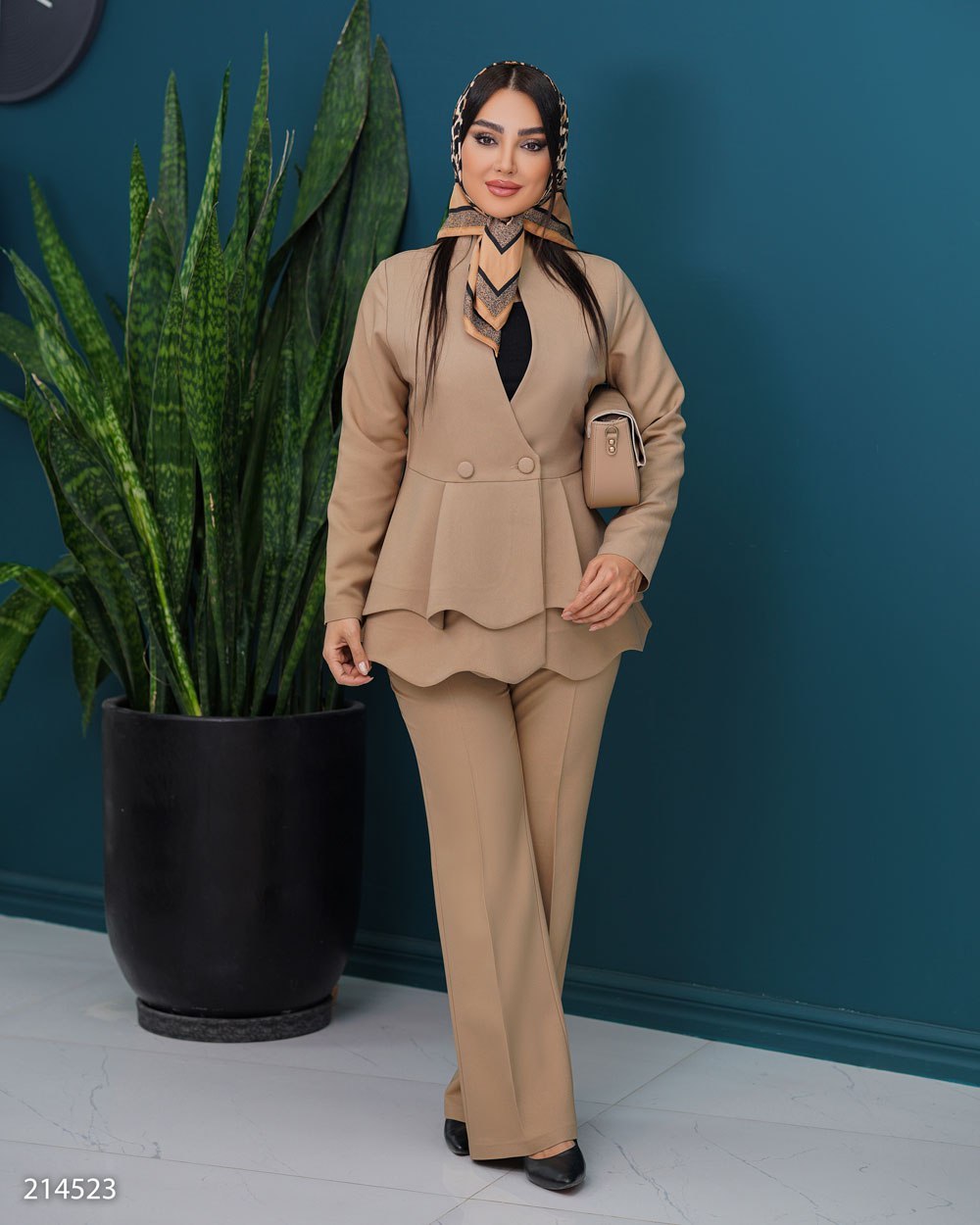 کت شلوار زنانه مدل بهارک کد 2145