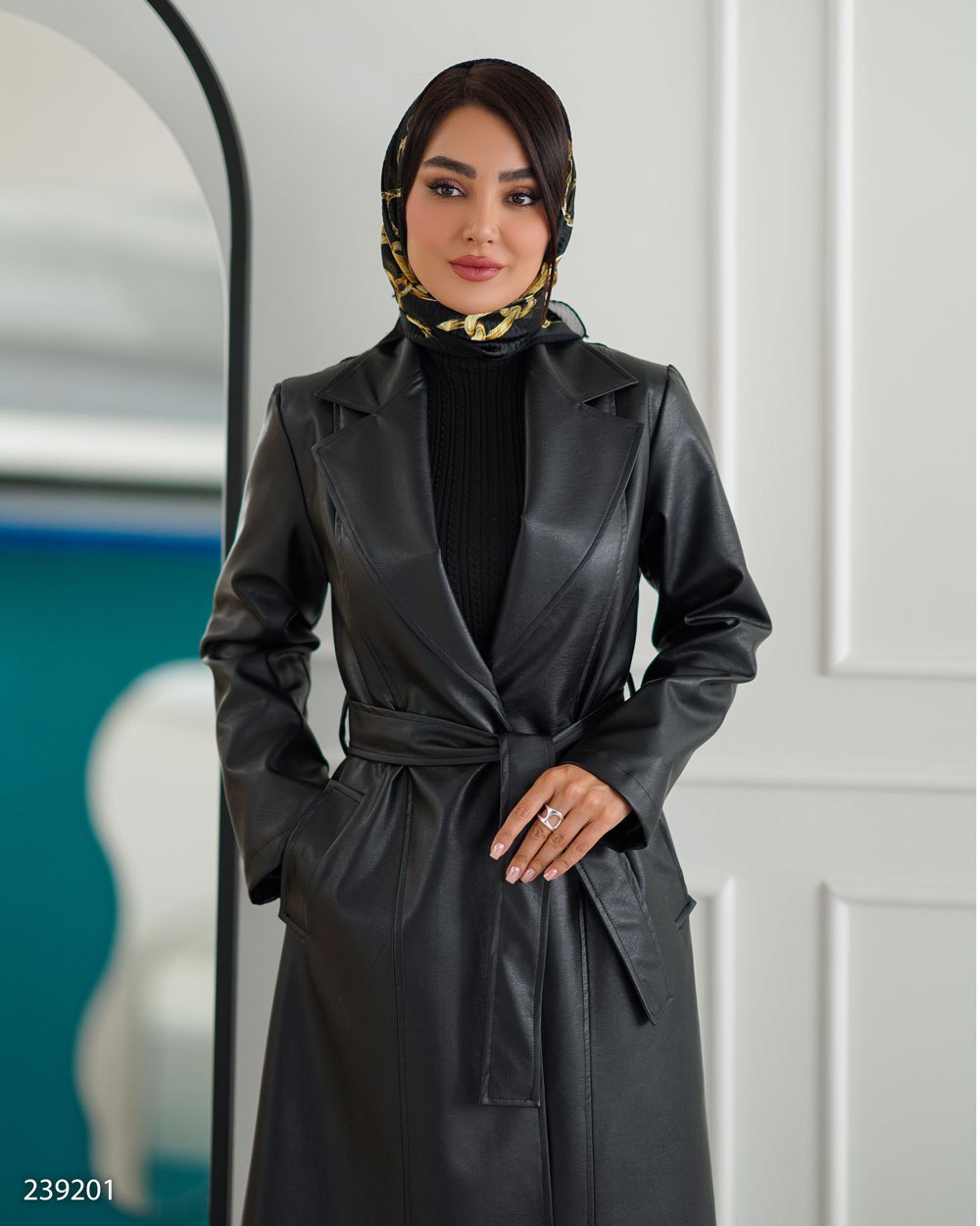 پالتو چرم زنانه مدل راوین کد 2392
