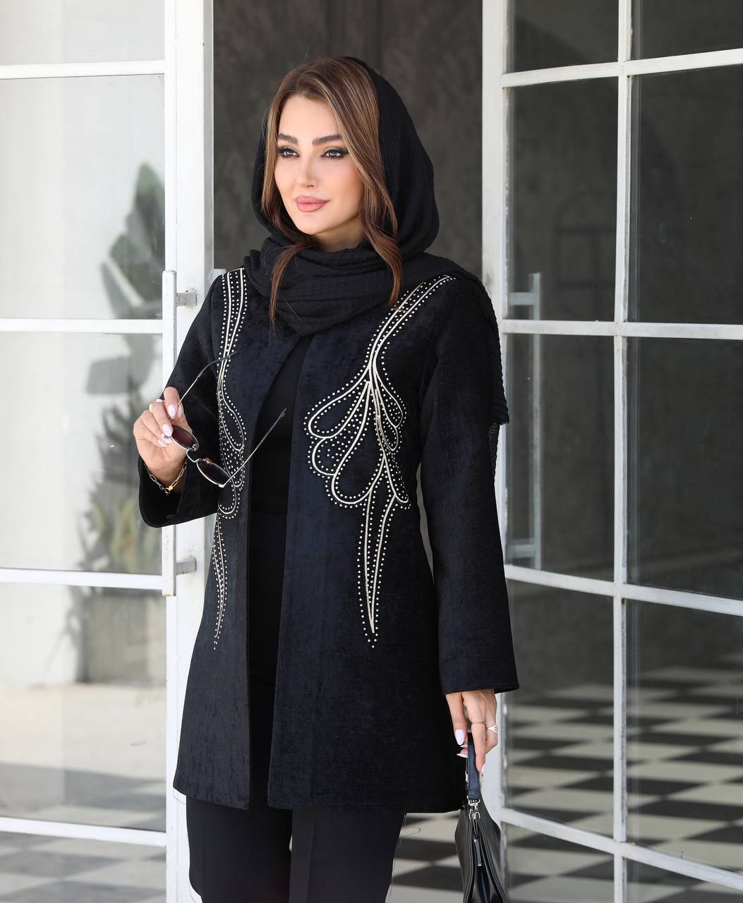 مانتو زنانه مخمل گلدوزی ترلان کد 3343